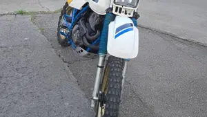 Suzuki   (6)