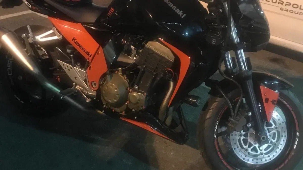 Kawasaki Z 750 (2003 - 06)  (6)