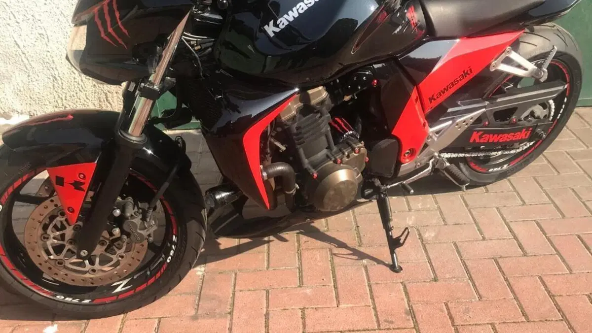 Kawasaki Z 750 (2003 - 06)  (11)