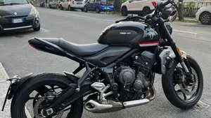 Triumph Trident 660 (2021 - 24)  (3)