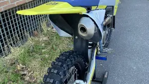 Husqvarna FC 250 (2023)  (5)