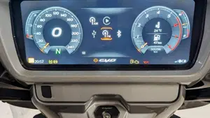 Harley-Davidson CVO Street Glide (2023)  (3)