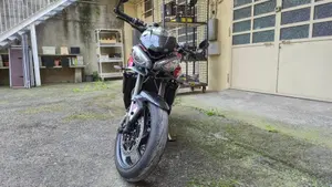 Triumph Street Triple 765 RS (2023 - 26)  (2)