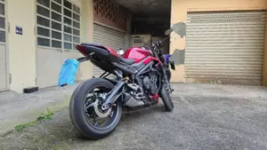 Triumph Street Triple 765 RS (2023 - 26)  (3)