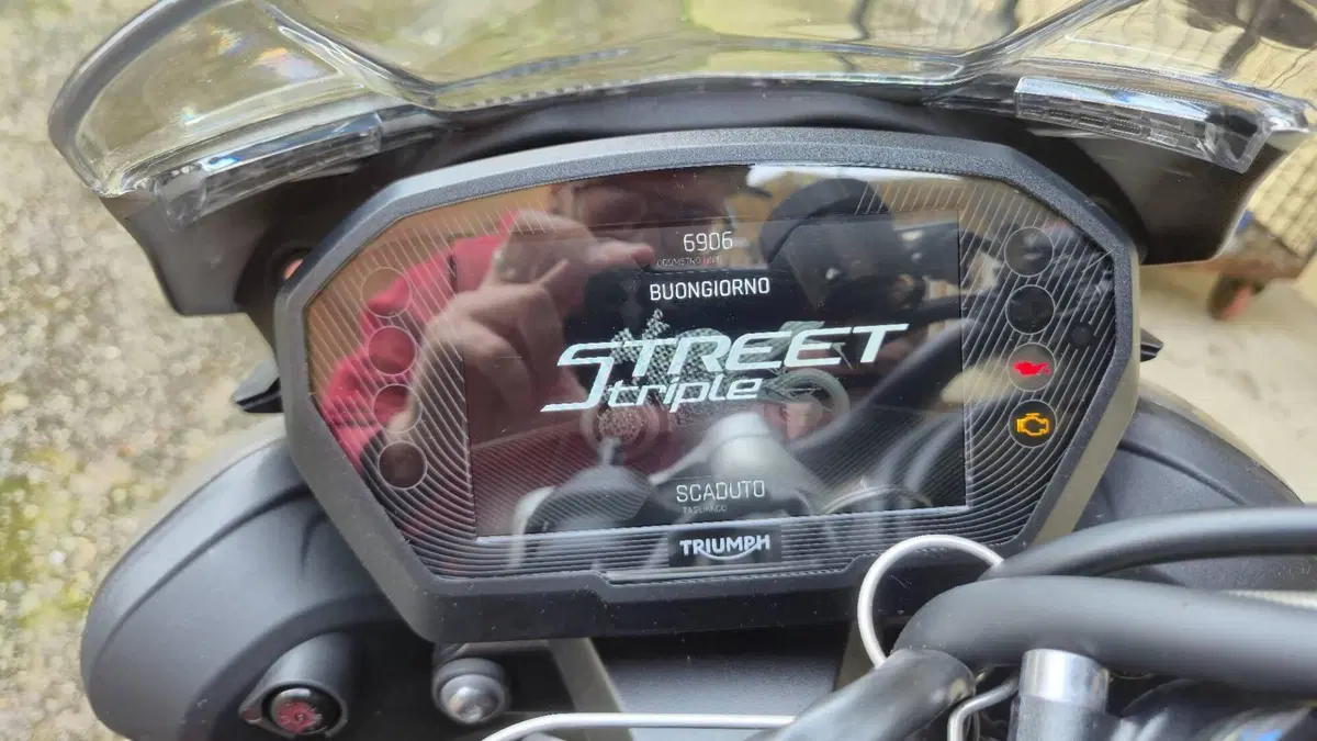 Triumph Street Triple 765 RS (2023 - 26)  (6)