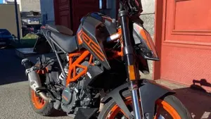KTM 125 Duke (2021 - 23)  (2)
