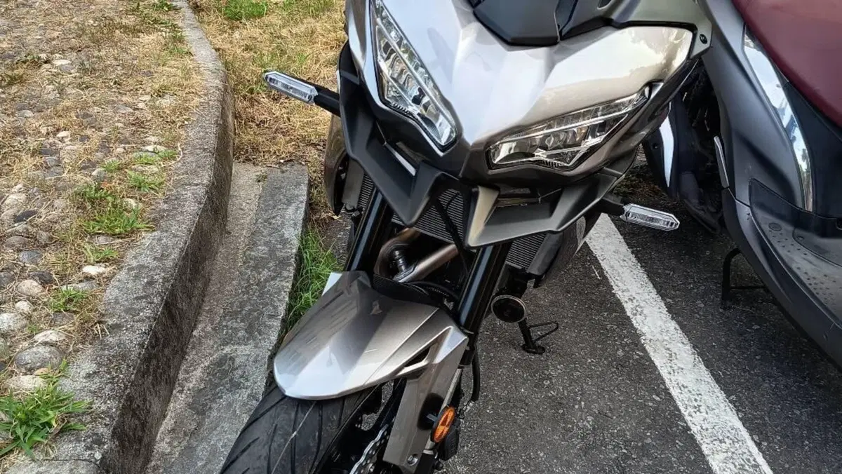 Kawasaki Versys 650 (2025 - 26)  (4)