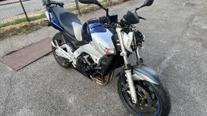 Suzuki GSR 600 (2006 - 11) 