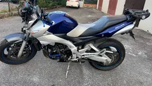 Suzuki GSR 600 (2006 - 11)  (16)