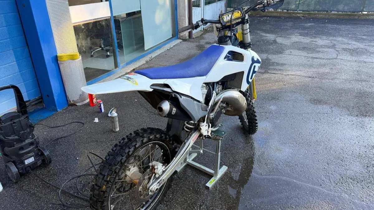 Husqvarna TC 125 (2019)  (2)
