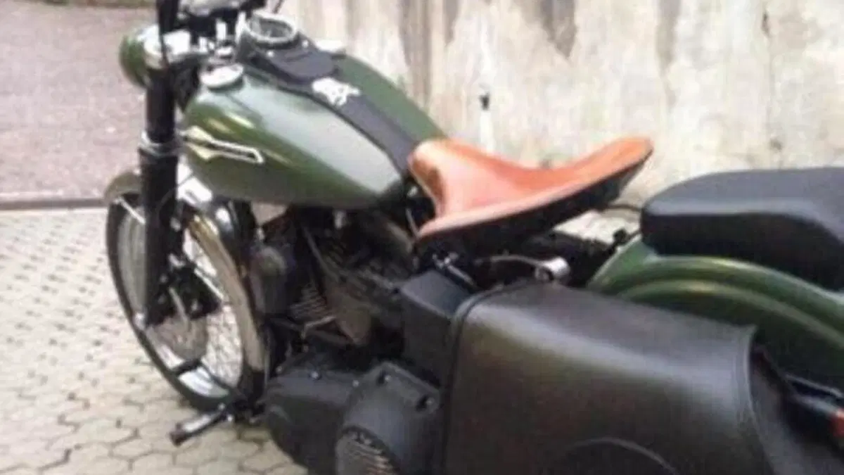 Harley-Davidson 1584 Street Bob (2007) - FXDB  (3)