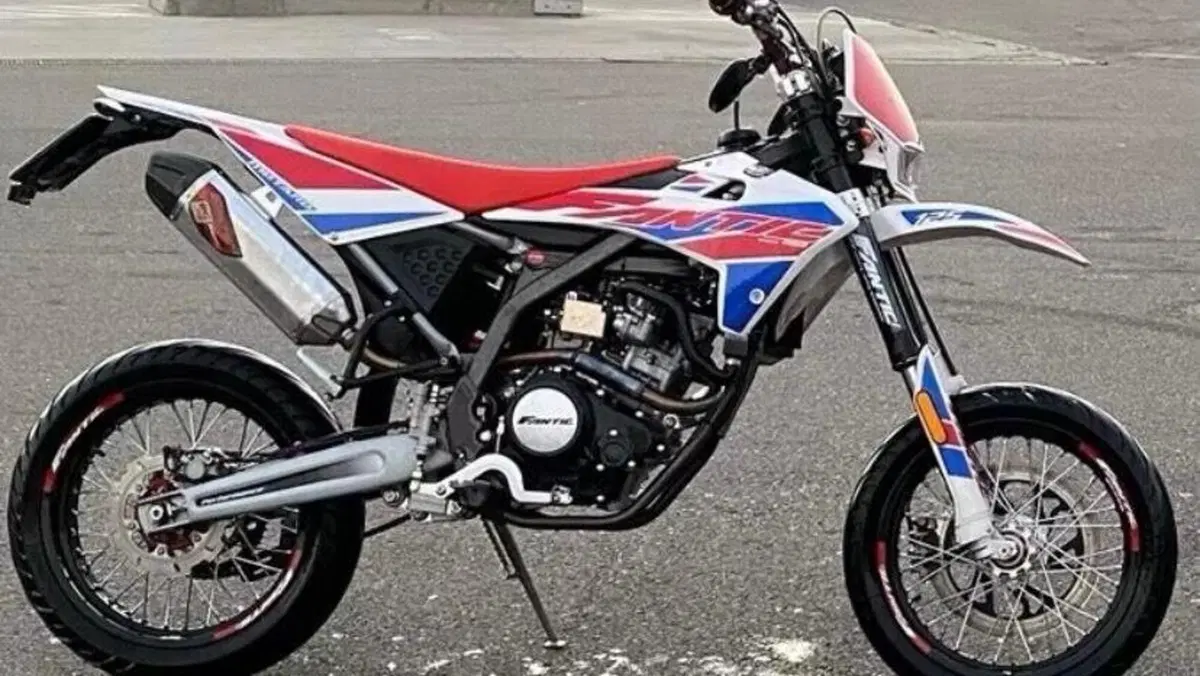 Fantic Motor Motard 125 Casa 4t (2019)  (4)