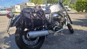 Moto Guzzi V7 II Special (2015 - 17)  (3)