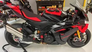 Aprilia RSV4 1100 Factory (2025 - 26)  (4)