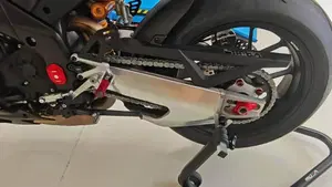 Aprilia RSV4 1100 Factory (2025 - 26)  (6)