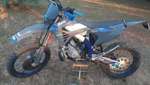 Tm Moto EN 300 Fi ES 2T (2025) 