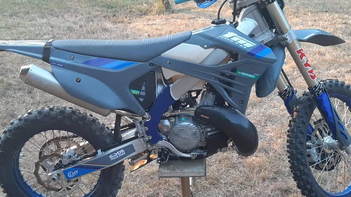 Tm Moto EN 300 Fi ES 2T (2025)  (5)