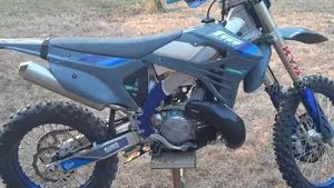 Tm Moto EN 300 Fi ES 2T (2025)  (5)