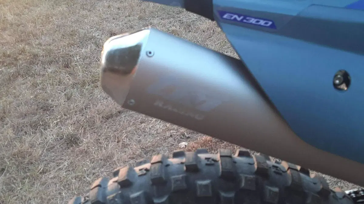 Tm Moto EN 300 Fi ES 2T (2025)  (7)