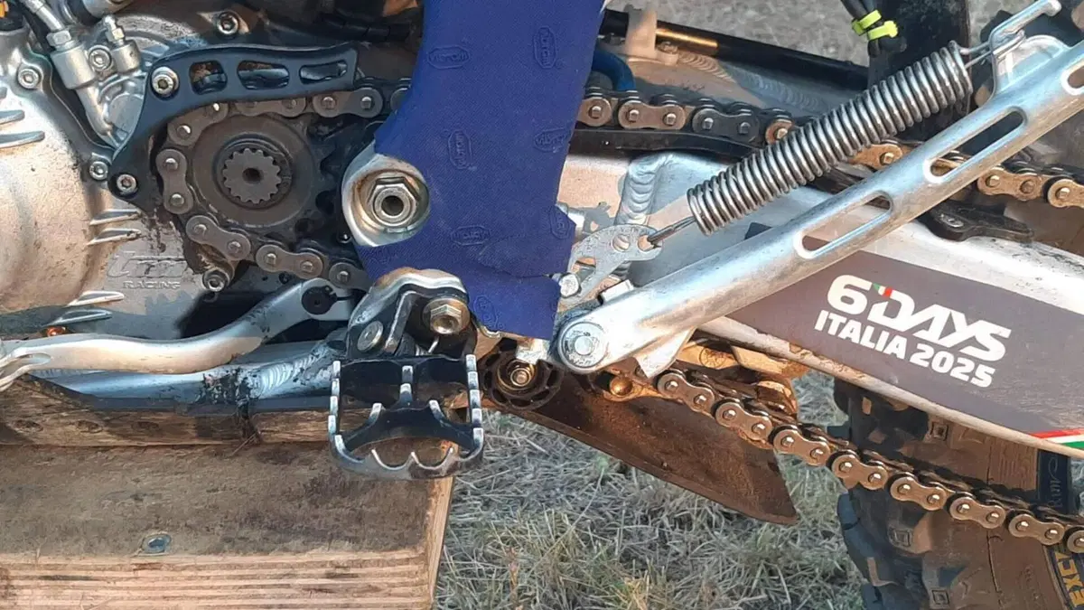 Tm Moto EN 300 Fi ES 2T (2025)  (8)