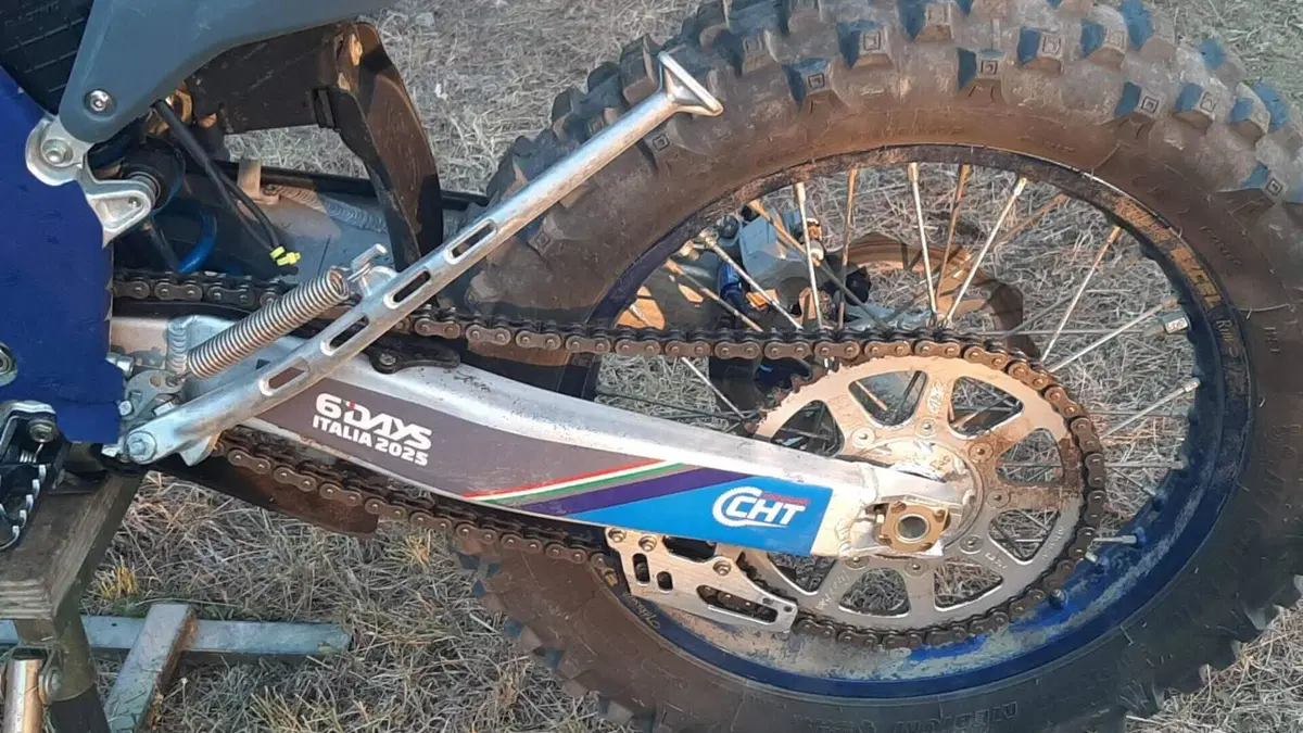 Tm Moto EN 300 Fi ES 2T (2025)  (10)