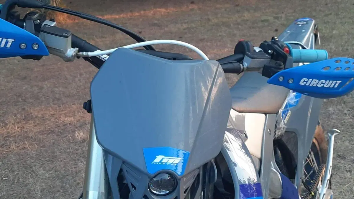 Tm Moto EN 300 Fi ES 2T (2025)  (19)