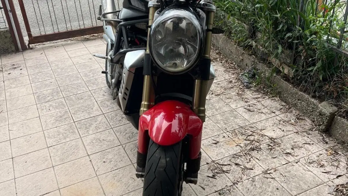 MV Agusta Brutale 750 S (2002 - 06) 