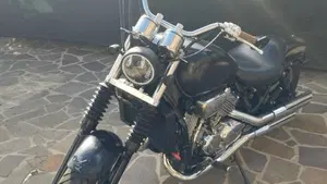 Honda VF 750 C (1985 - 01)  (3)