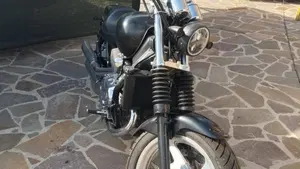 Honda VF 750 C (1985 - 01)  (4)