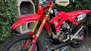 Honda CRF 250RX Enduro (2023)  (4)