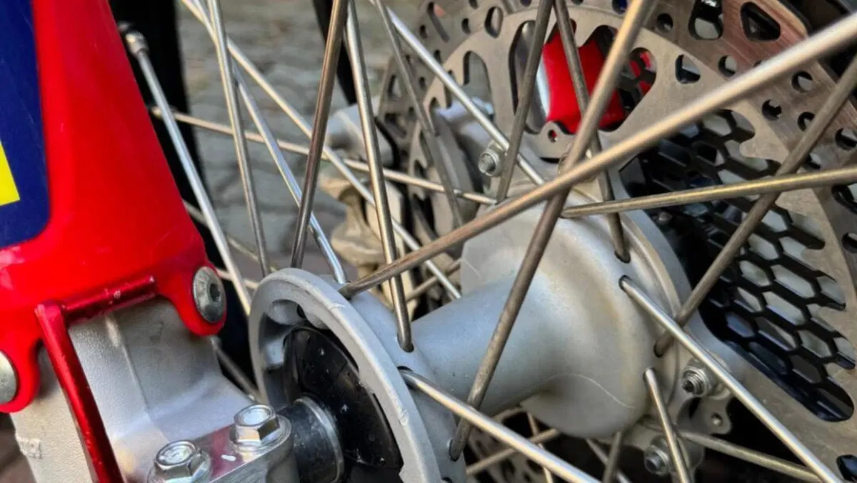 Honda CRF 250RX Enduro (2023)  (12)