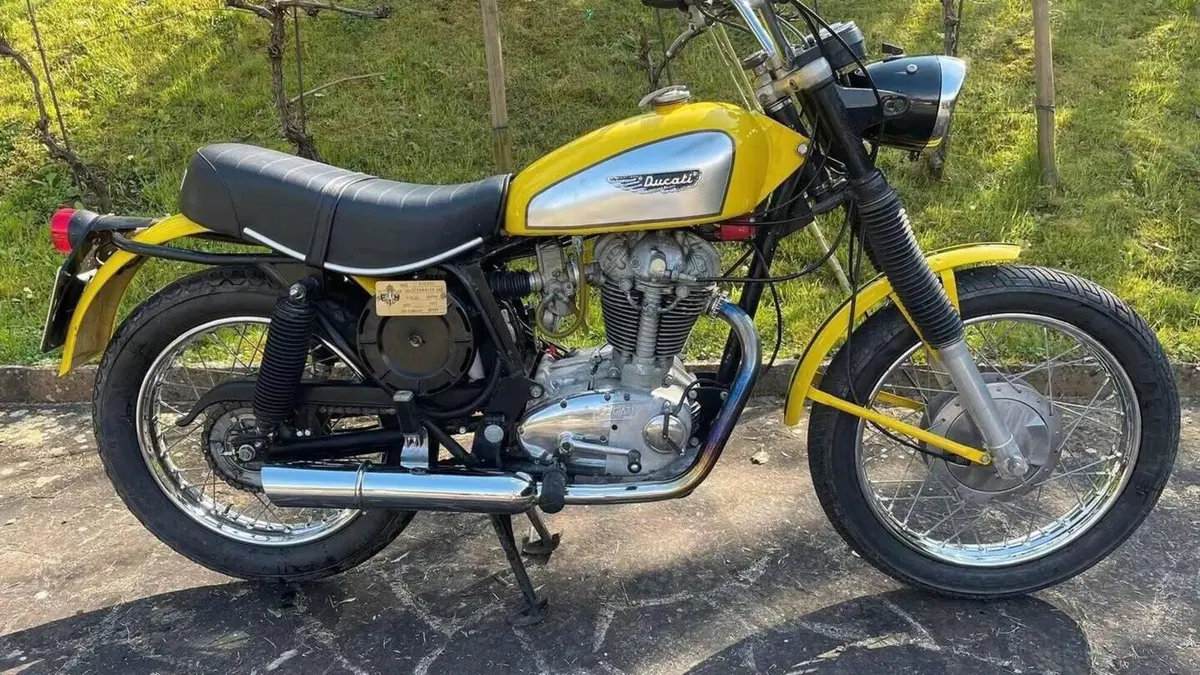 Ducati   (2)