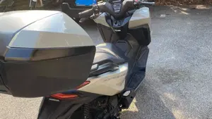 Honda Forza 350 Deluxe (2022 - 24)  (6)