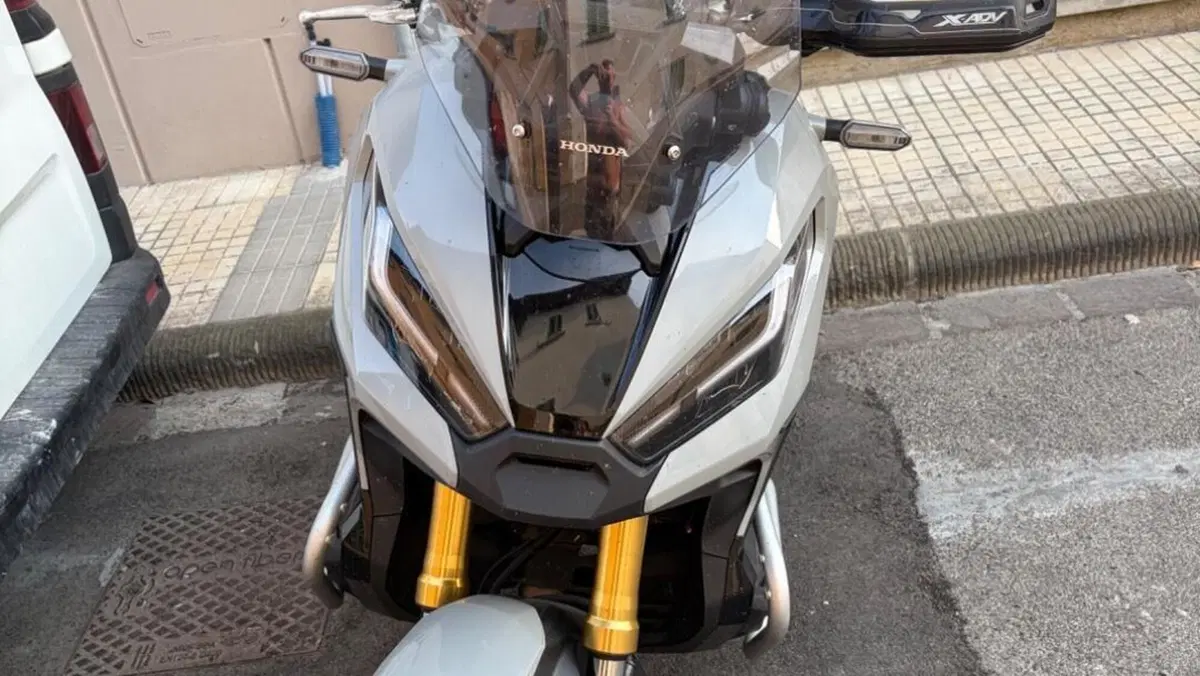 Honda X-ADV 750 DCT Adventure (2021 - 24)  (6)