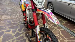 Betamotor RR 350 4T Enduro Racing EFI (2017)  (3)