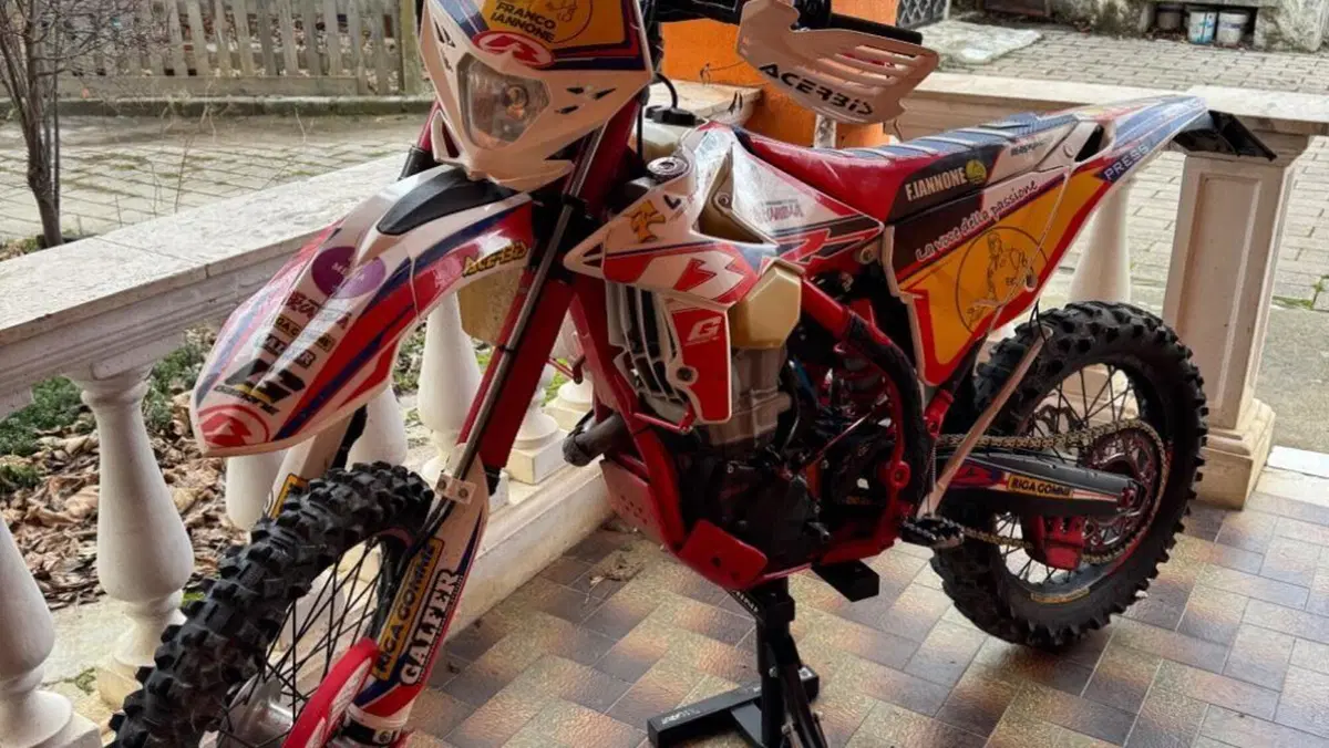 Betamotor RR 350 4T Enduro Racing EFI (2017)  (12)