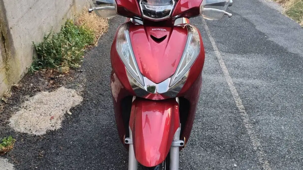 Honda SH 300 i ABS (2016 - 20)  (12)
