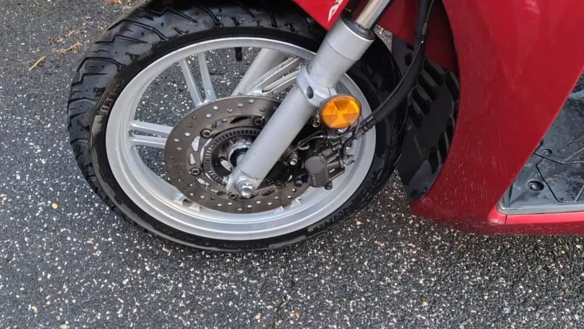 Honda SH 300 i ABS (2016 - 20)  (13)