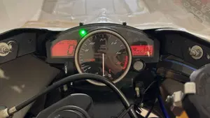 Yamaha YZF R6 (2010 - 16)  (7)