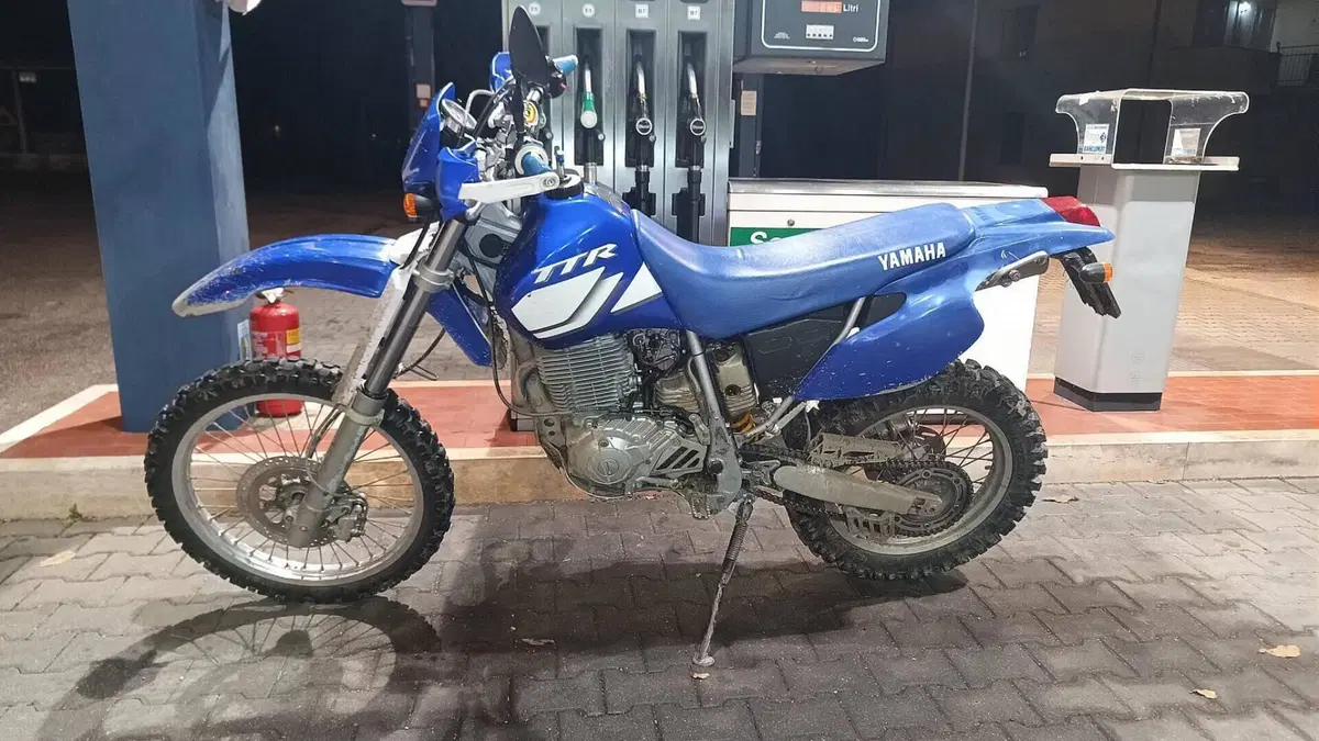 Yamaha TT 600 R  (2)