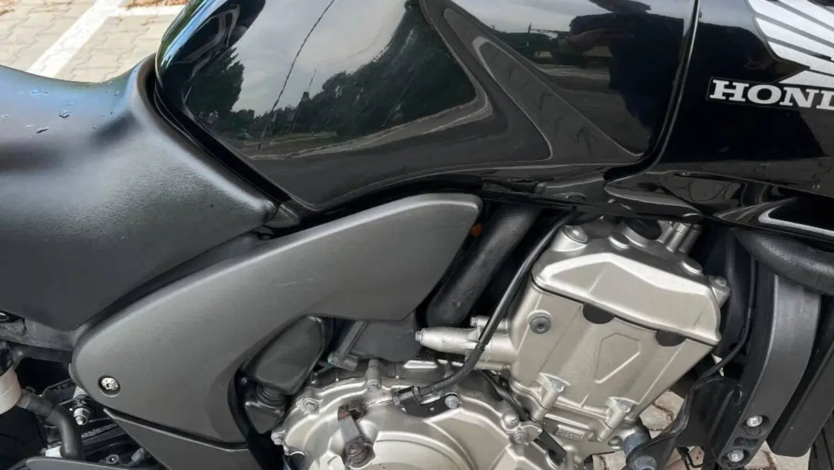 Honda CBF 600 S ABS (2012)  (3)