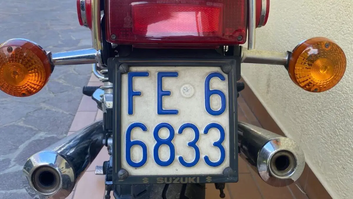 Suzuki   (5)