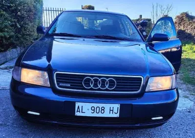 Audi A4 Avant 2.8 V6 cat quattro (2)