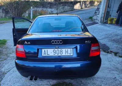 Audi A4 Avant 2.8 V6 cat quattro (3)