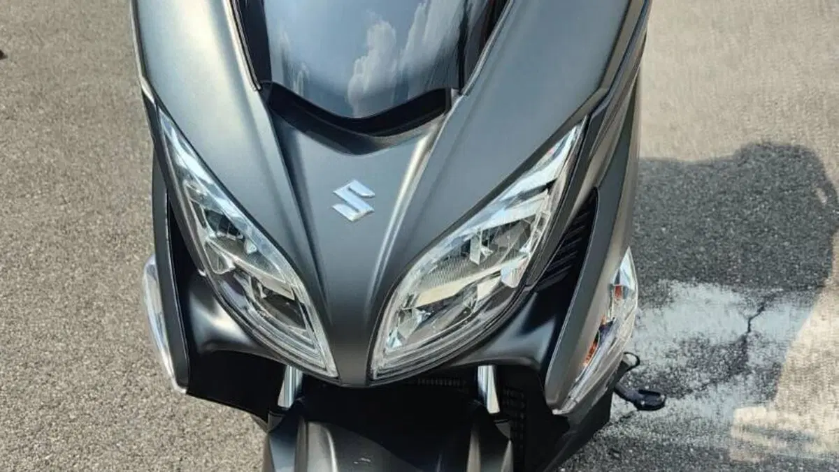 Suzuki Burgman 400 (2022 - 24)  (11)