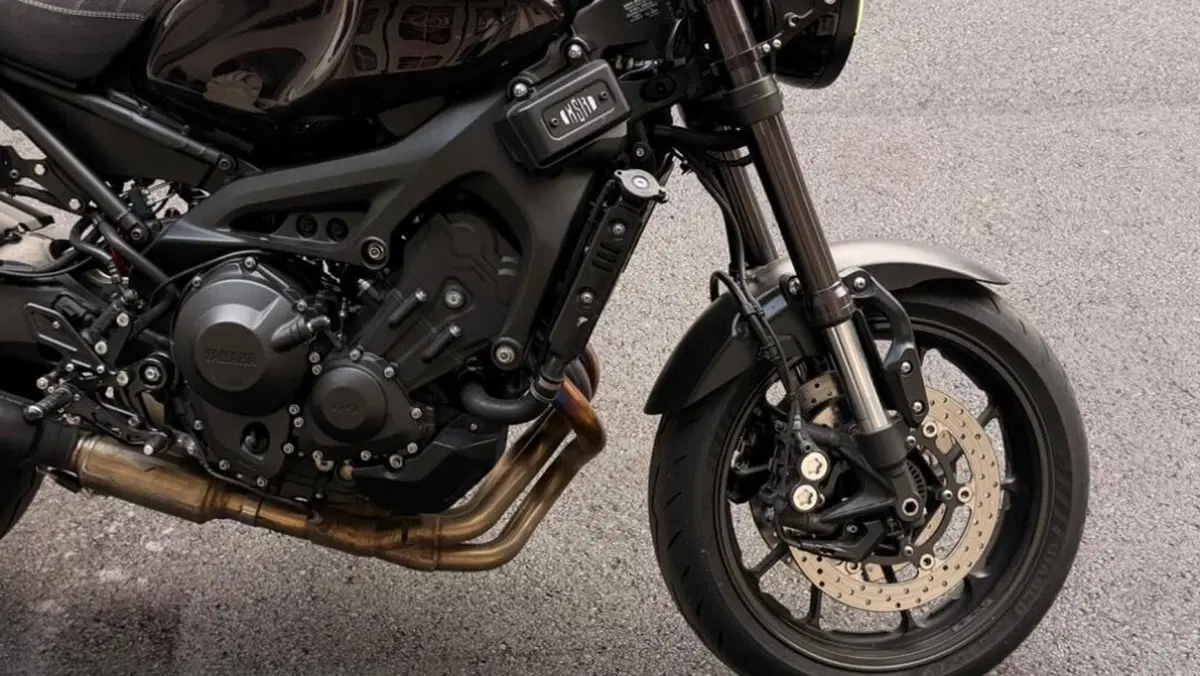 Yamaha XSR 900 ABS (2016 - 20)  (2)