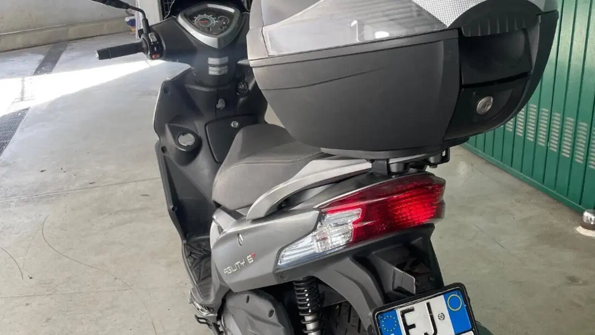 Kymco Agility 125 R16 + (2017 - 20)  (3)