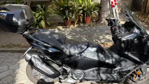 Yamaha T-Max 560 Tech Max (2022 - 24)  (6)