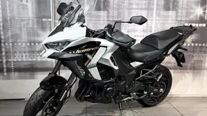 Kawasaki Versys 1100 SE (2025 - 26)  (7)