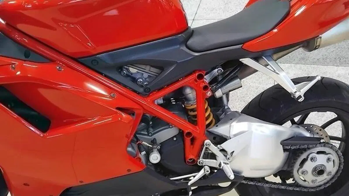 Ducati 848 EVO (2010 - 12)  (8)